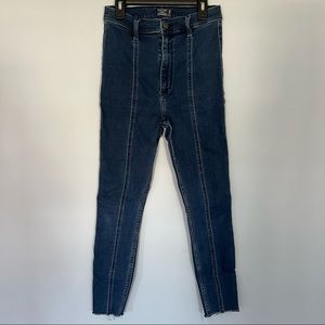 Abercrombie Ultra High Rise Jean Ankle Legging 28/6R